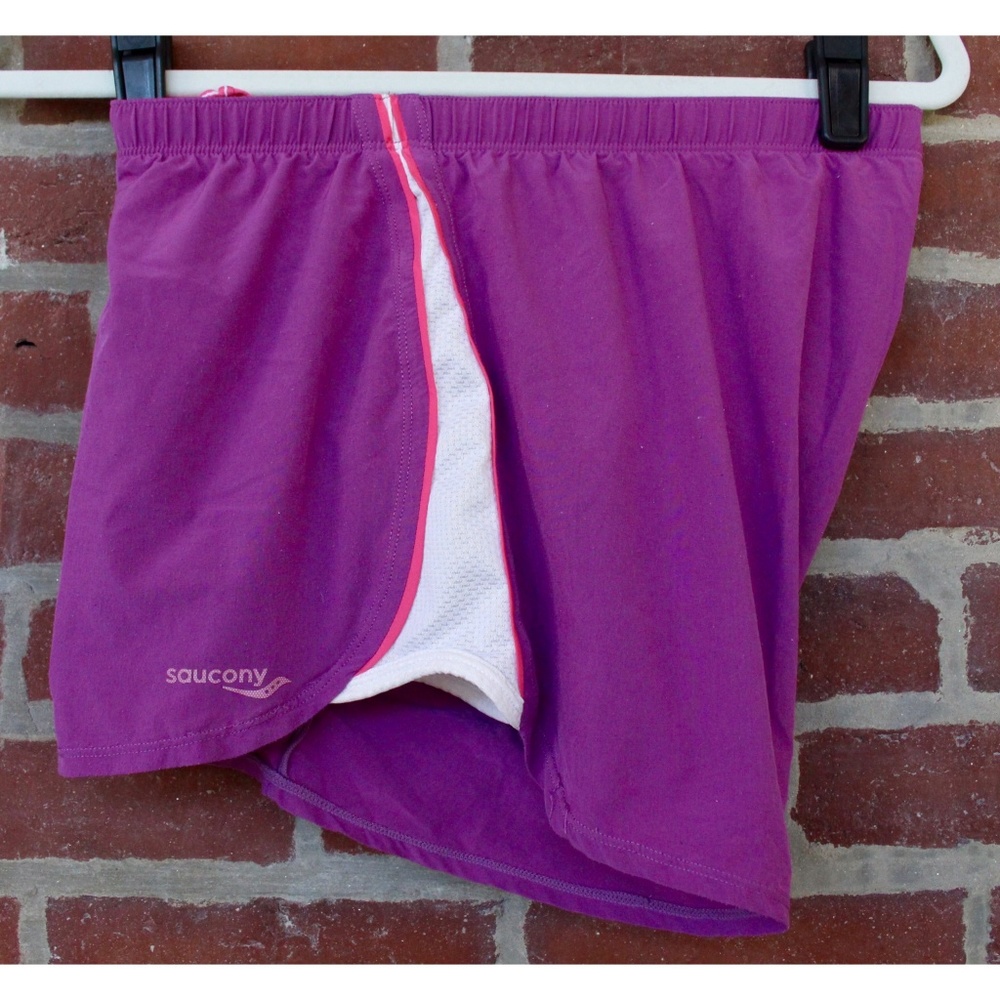 Saucony Runner's Shorts - Picture 4 of 5